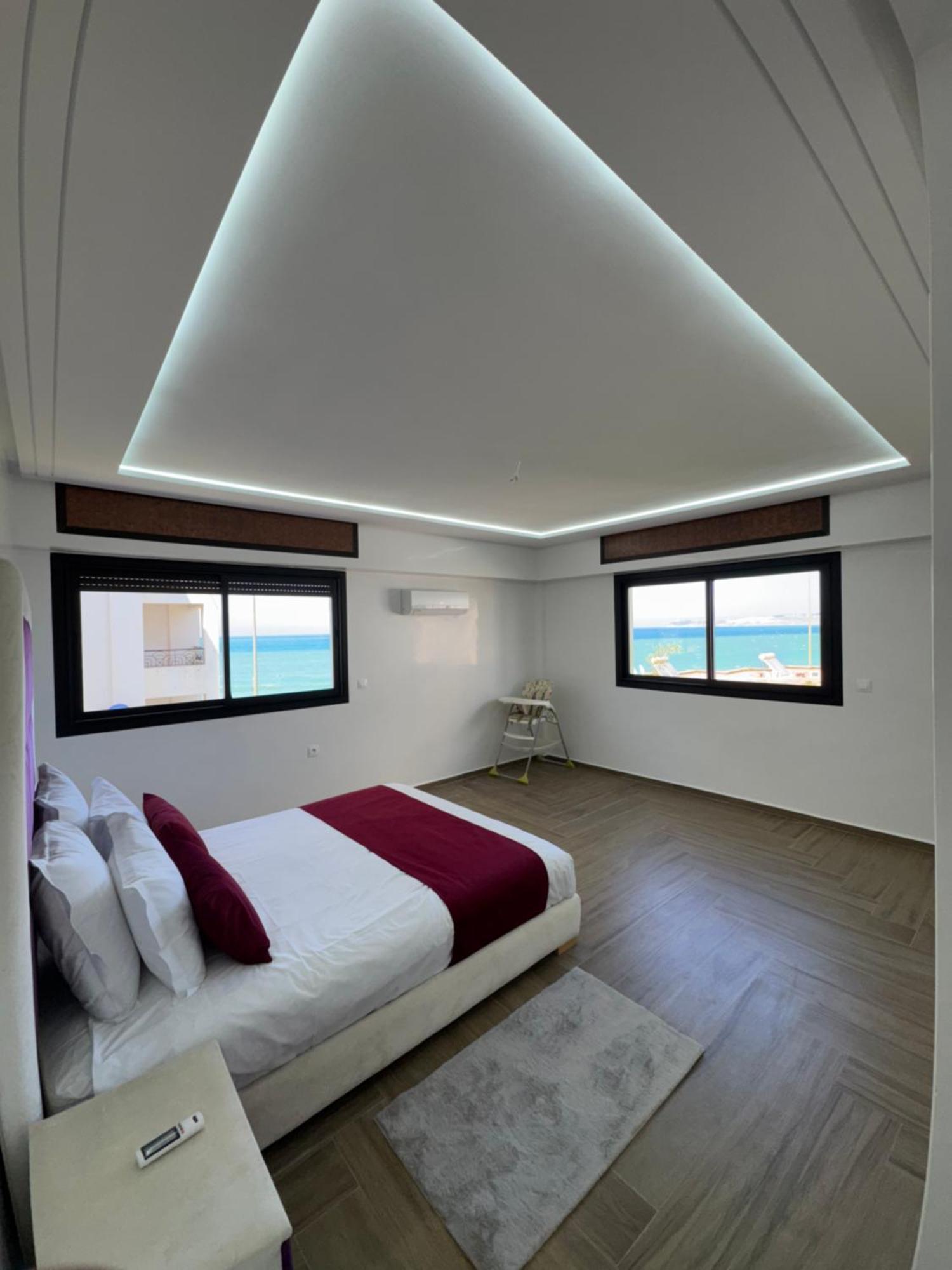 Appartement 69 Vue Sur Mer 3 Chambre Tanger Exteriör bild